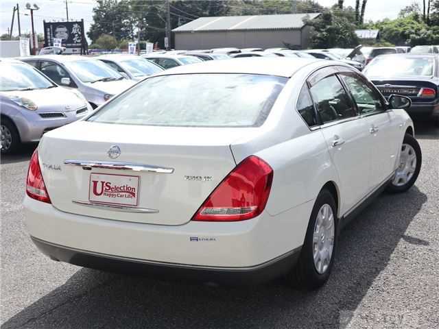 2004 Nissan Teana