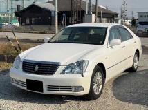 2004 Toyota Crown