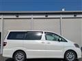 2004 Toyota Alphard