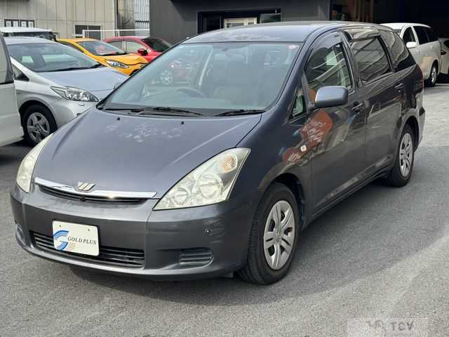2004 Toyota Wish