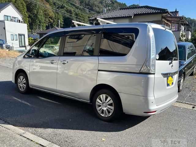 2014 Nissan Serena