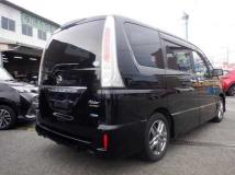 2011 Nissan Serena