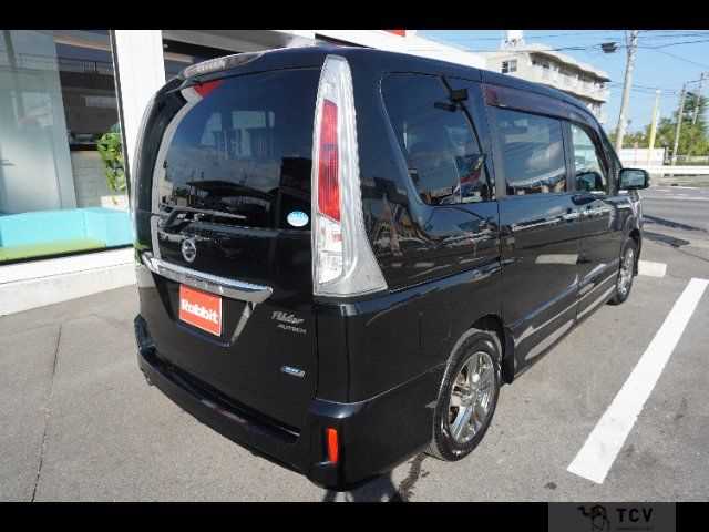 2012 Nissan Serena