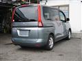 2009 Nissan Serena