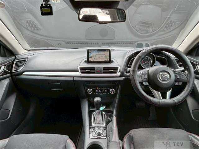 2014 Mazda Axela Sport