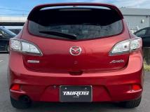 2013 Mazda Axela Sport