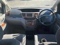 2005 Toyota Noah
