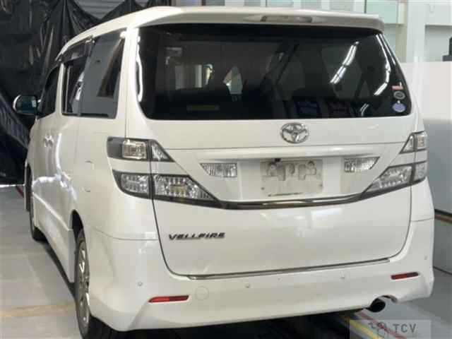 2010 Toyota Vellfire