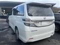2013 Toyota Vellfire