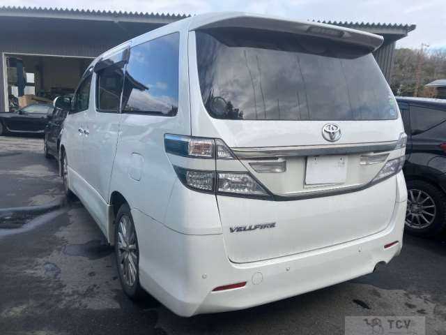 2013 Toyota Vellfire