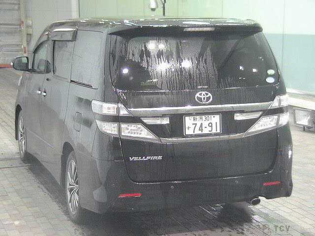 2013 Toyota Vellfire