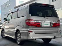 2005 Toyota Alphard