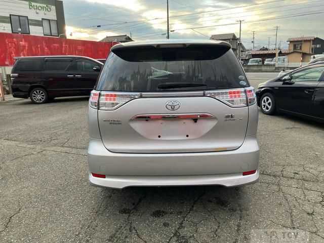 2011 Toyota Estima Hybrid