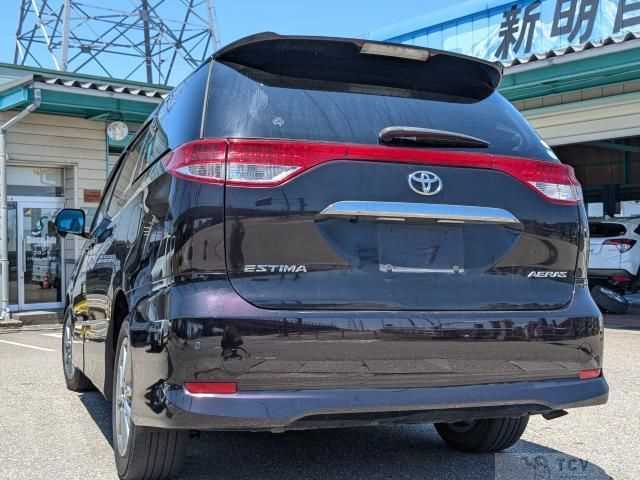 2011 Toyota Estima