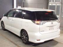 2013 Toyota Estima