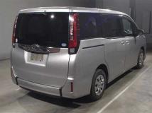 2015 Toyota Noah