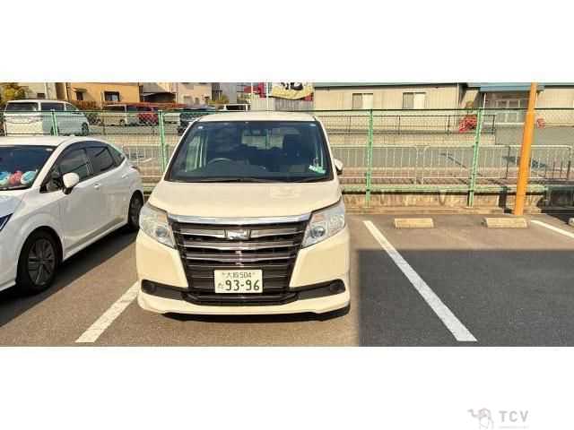 2016 Toyota Noah