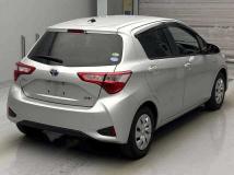 2017 Toyota Vitz