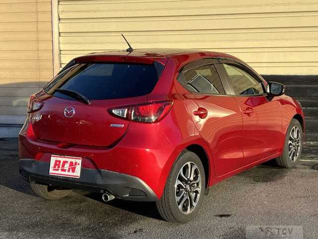 2015 Mazda Demio