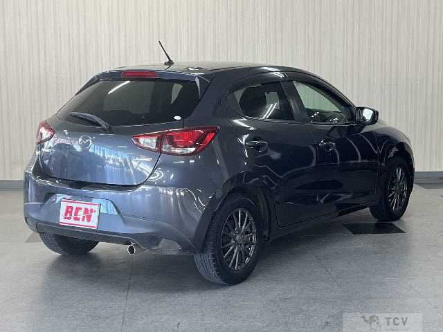 2015 Mazda Demio