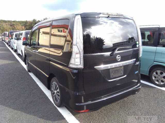 2015 Nissan Serena