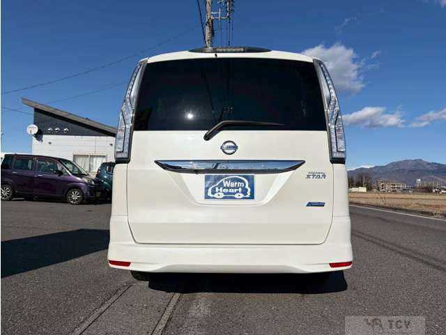 2015 Nissan Serena