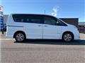 2015 Nissan Serena