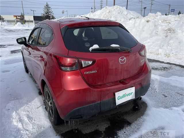 2015 Mazda Demio