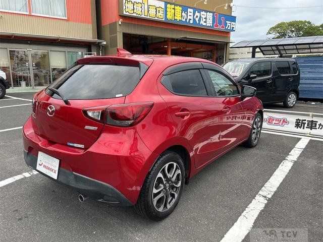 2016 Mazda Demio
