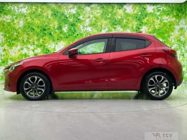 2016 Mazda Demio