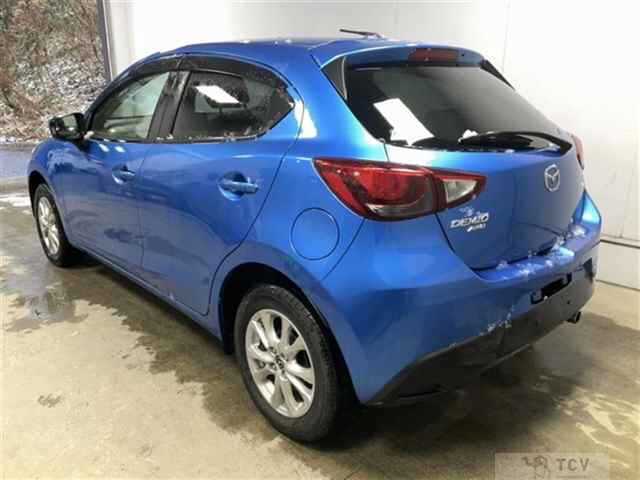 2015 Mazda Demio