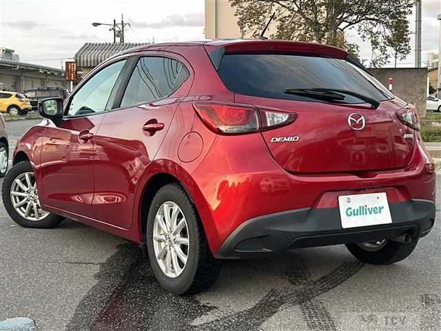 2016 Mazda Demio