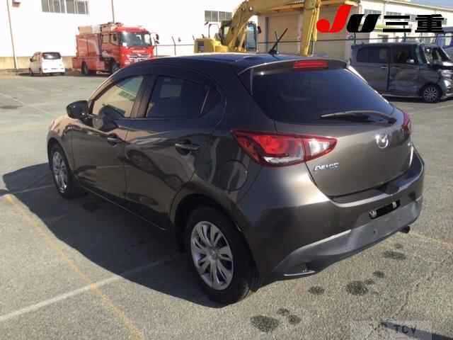 2015 Mazda Demio