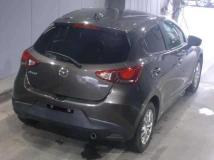 2016 Mazda Demio