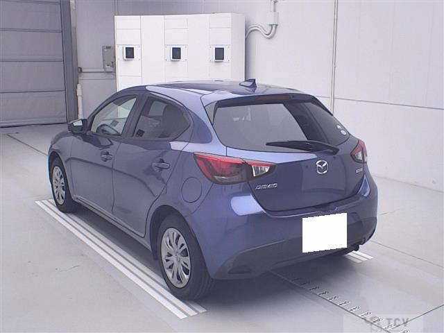 2017 Mazda Demio
