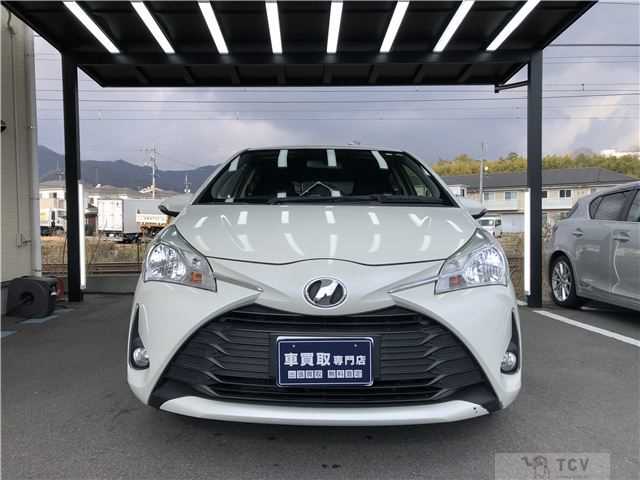 2017 Toyota Vitz