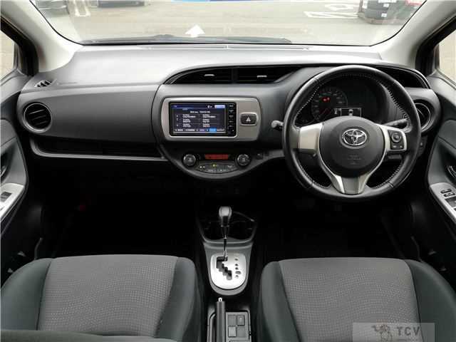 2015 Toyota Vitz