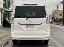 2015 Nissan Serena