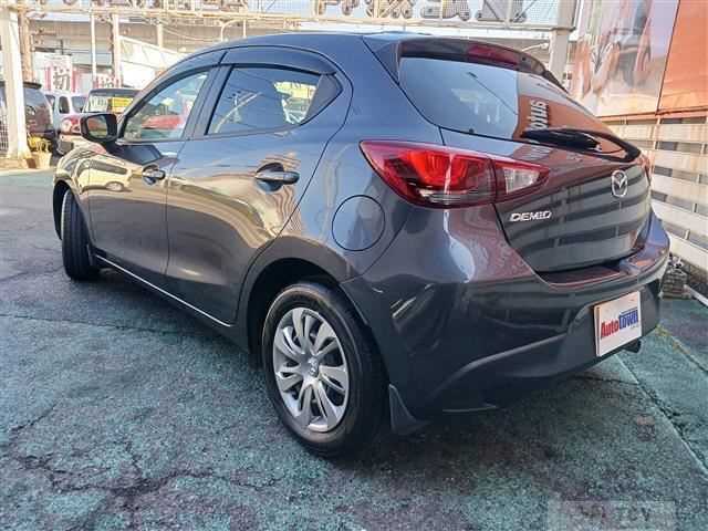 2015 Mazda Demio