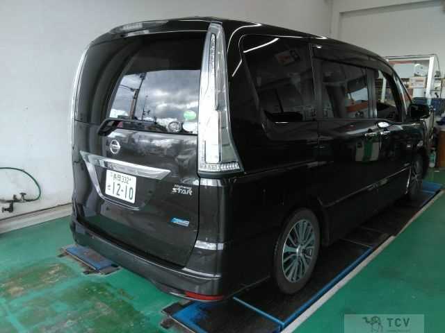 2015 Nissan Serena