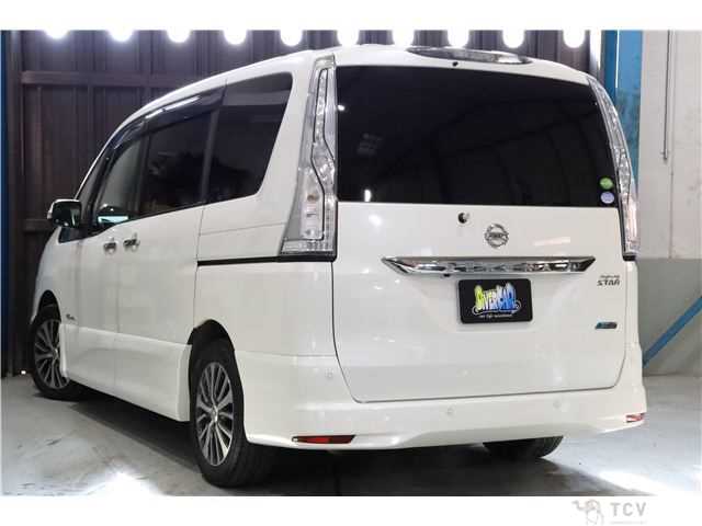 2015 Nissan Serena