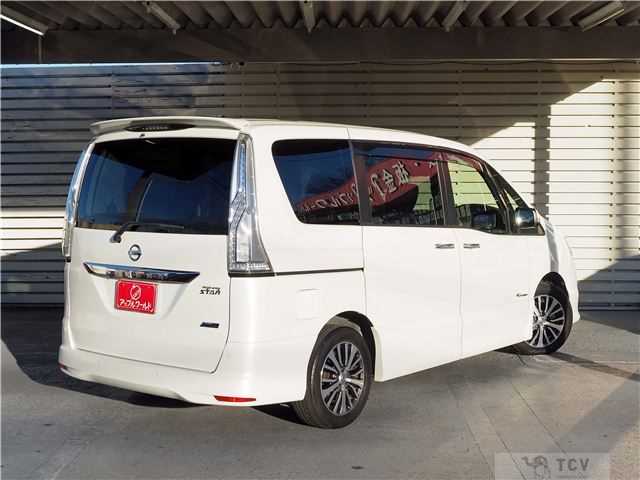 2015 Nissan Serena