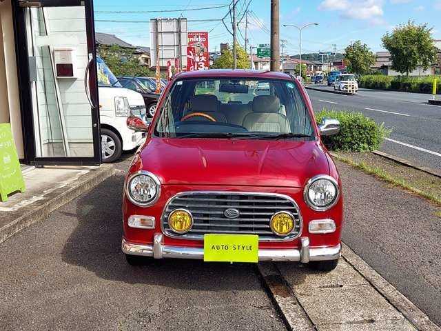 2000 Daihatsu Mira Gino1000