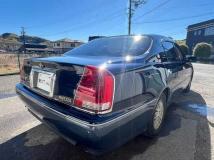 2000 Toyota Crown Majesta