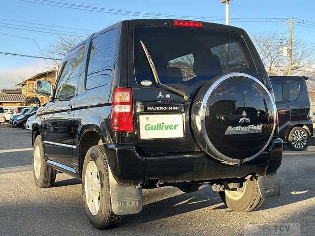 2005 Mitsubishi Pajero