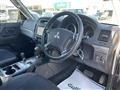 2006 Mitsubishi Pajero