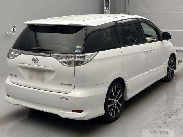 2013 Toyota Estima