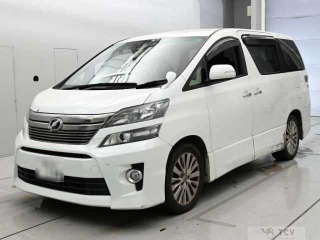 2013 Toyota Vellfire