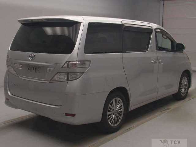 2010 Toyota Vellfire