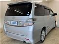 2010 Toyota Vellfire